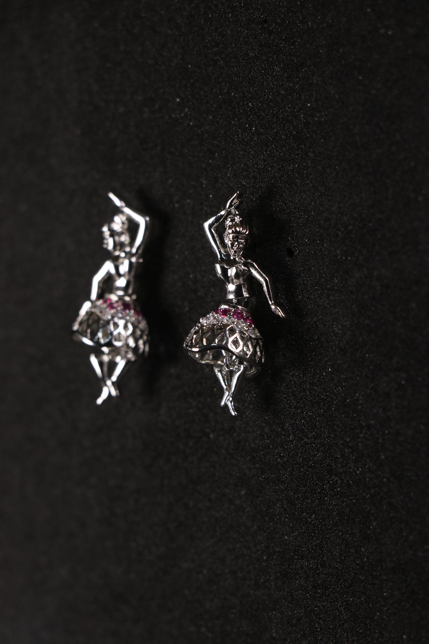 Angel Silver Minimal Drop Earring