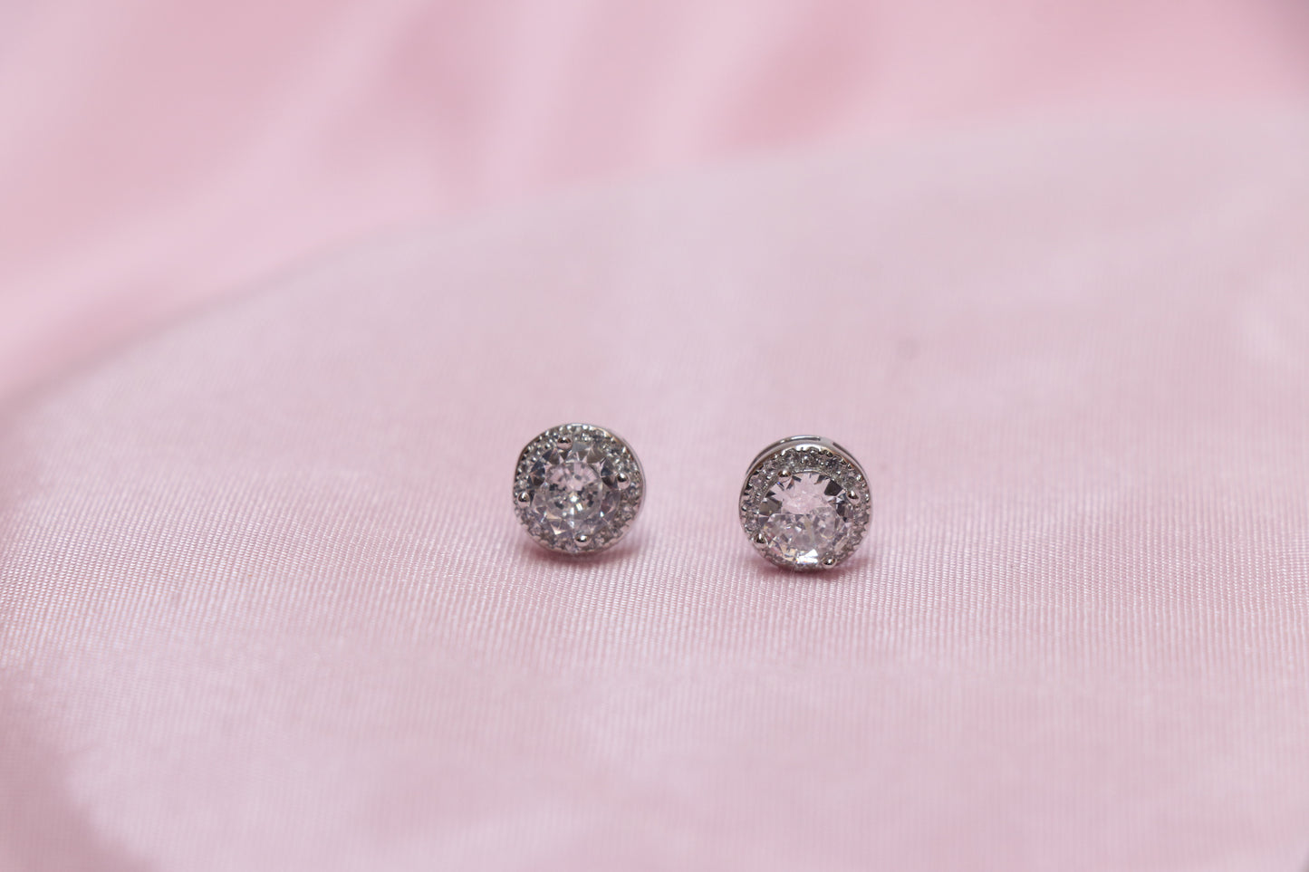 Silver Li'l Round Solitaire Minimal Pendant Set