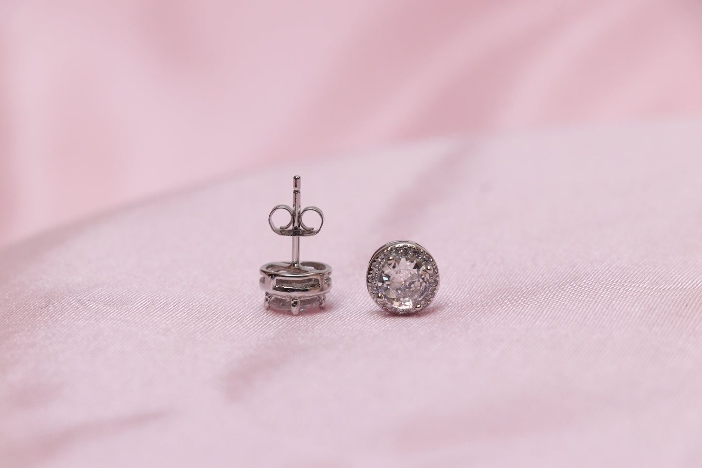 Silver Li'l Round Solitaire Minimal Pendant Set