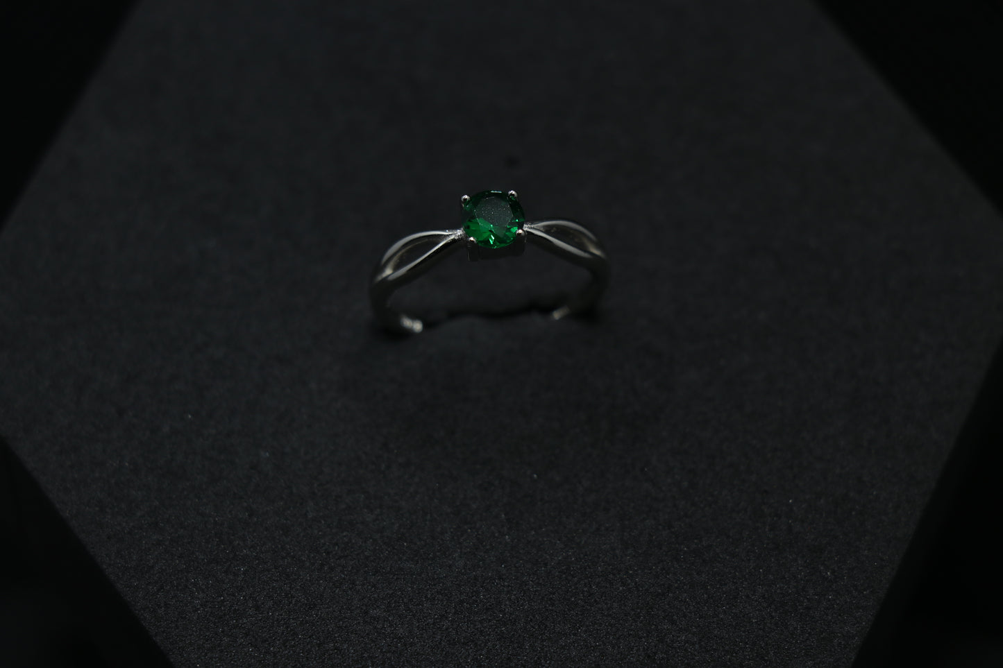 Emerald Silver Ring