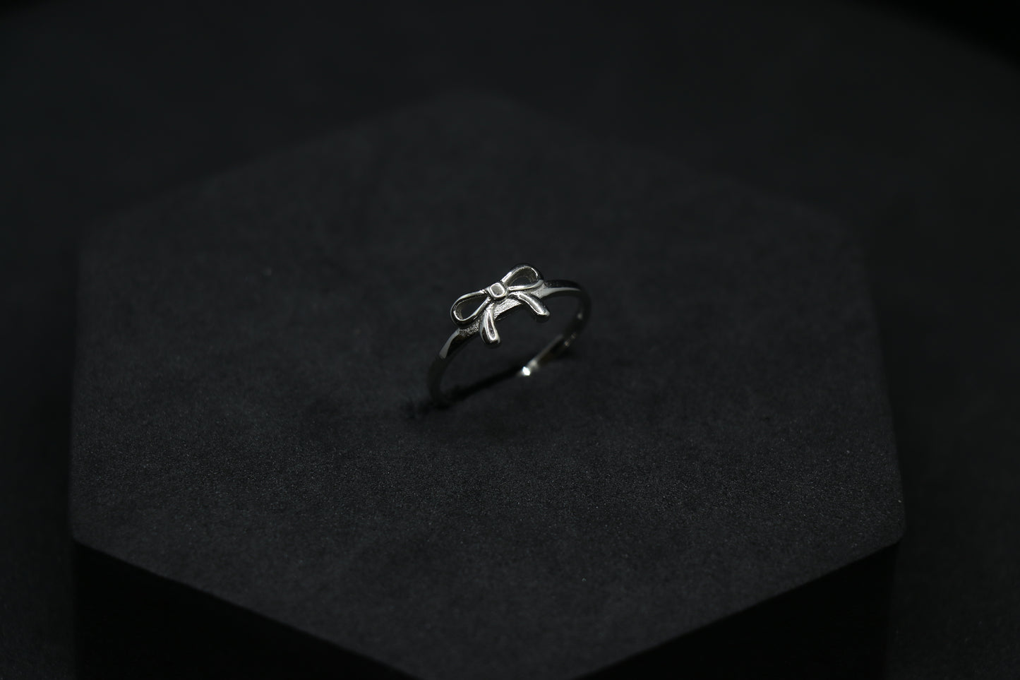 Ribbon Silver Ring