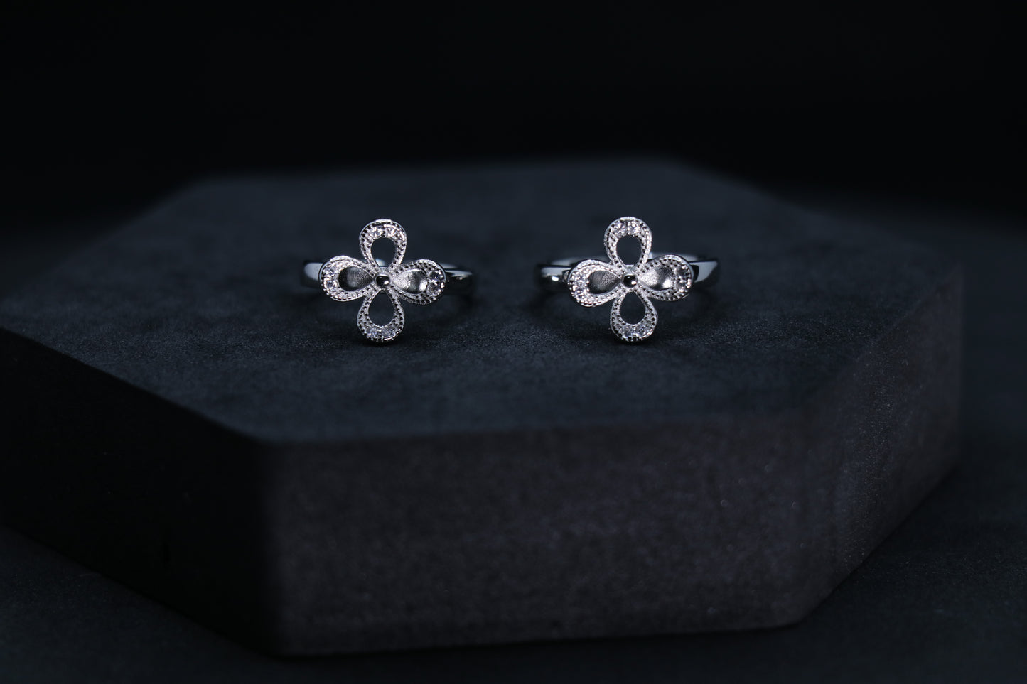 925 Silver Hollow Floral Toe Rings