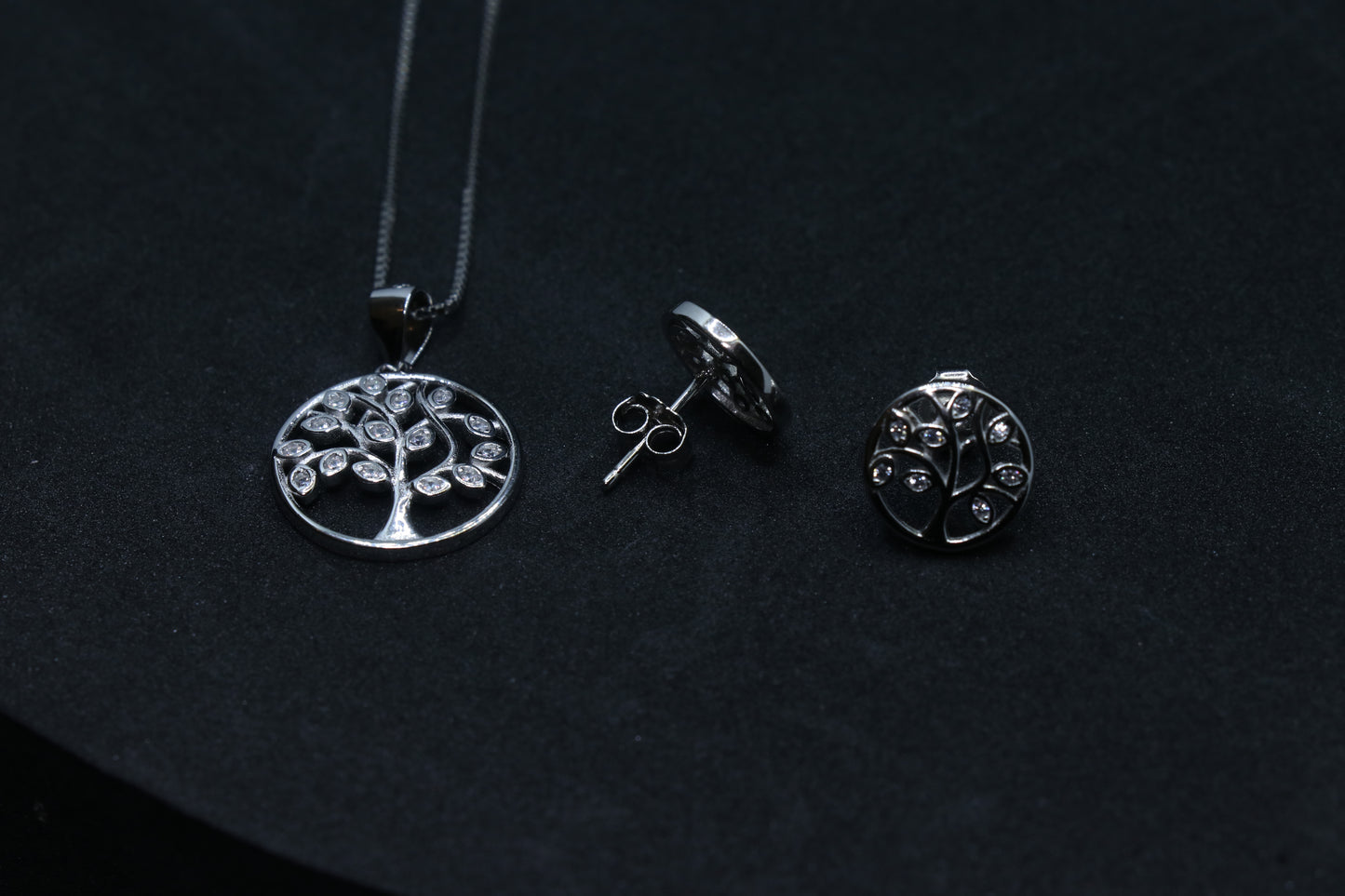 Magical Tree Pendant Set
