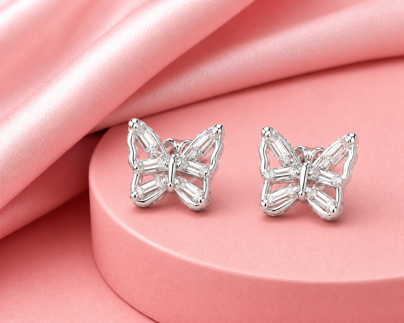 Modern Butterfly Premium Pendant Set