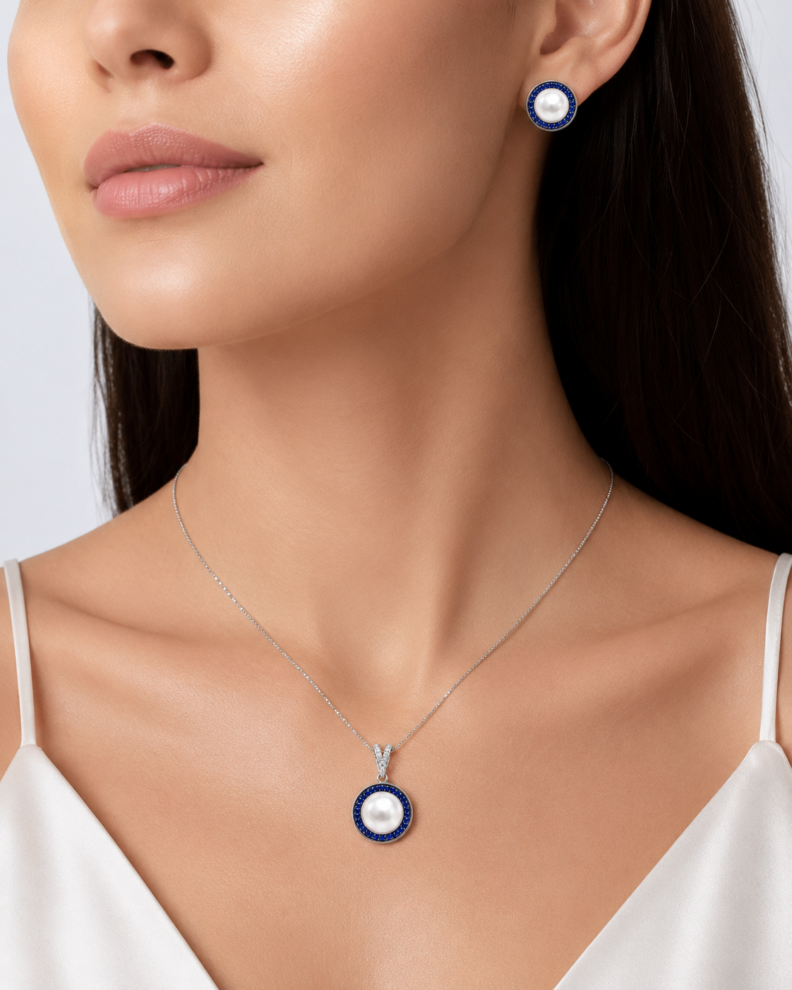 Round Pearl Premium Pendant Set