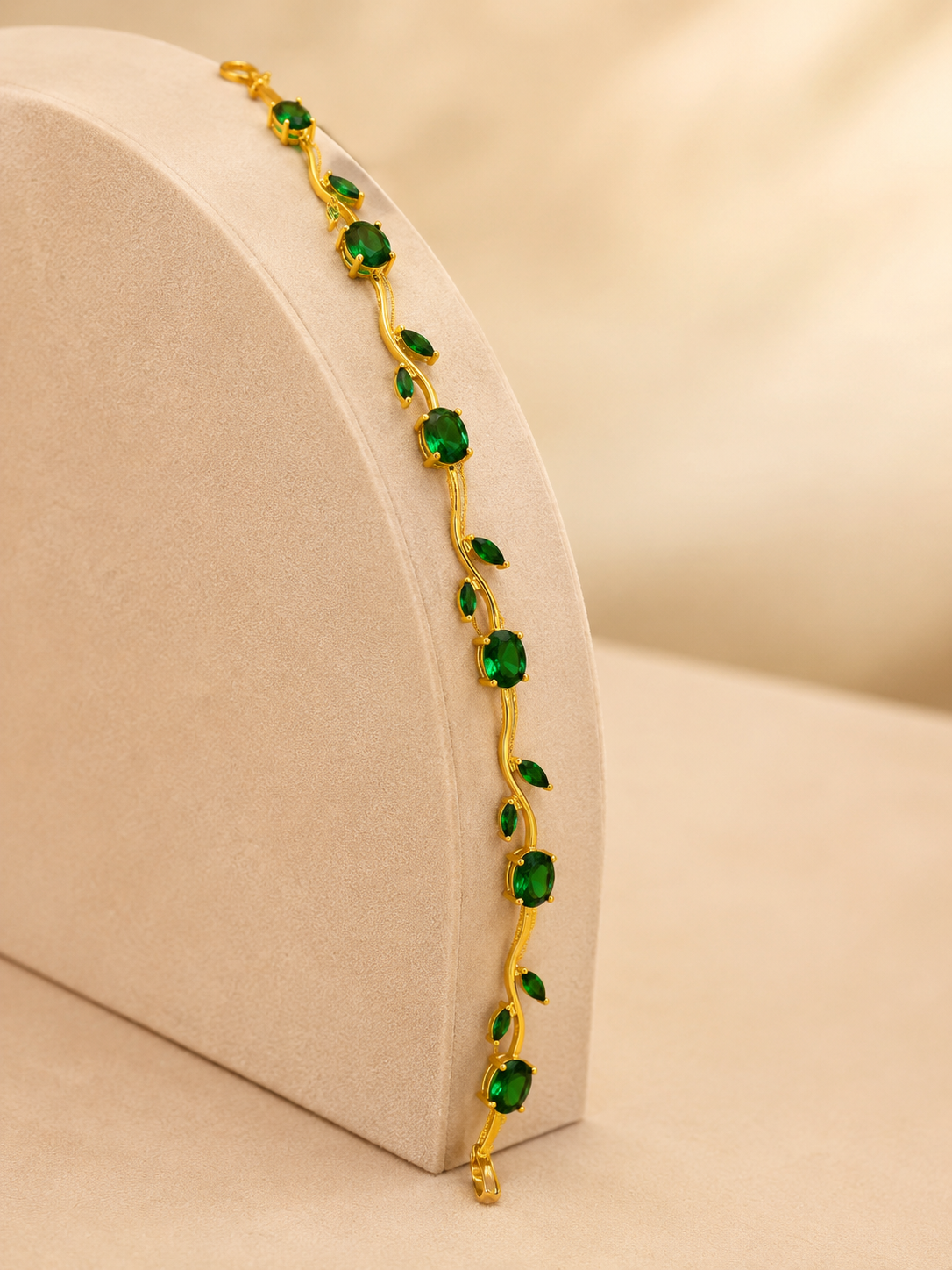 Green Tulip Chain Bracelet