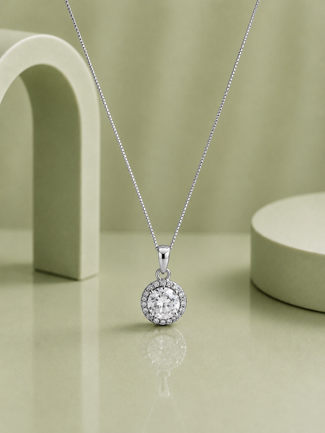 Round Solitaire Pendant Set