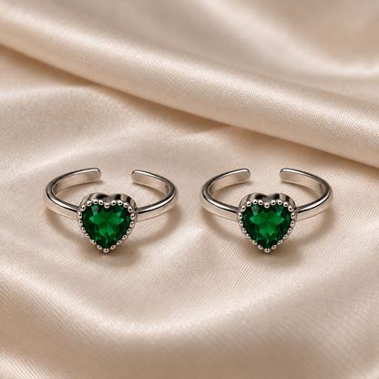 Green Heart Toe Rings