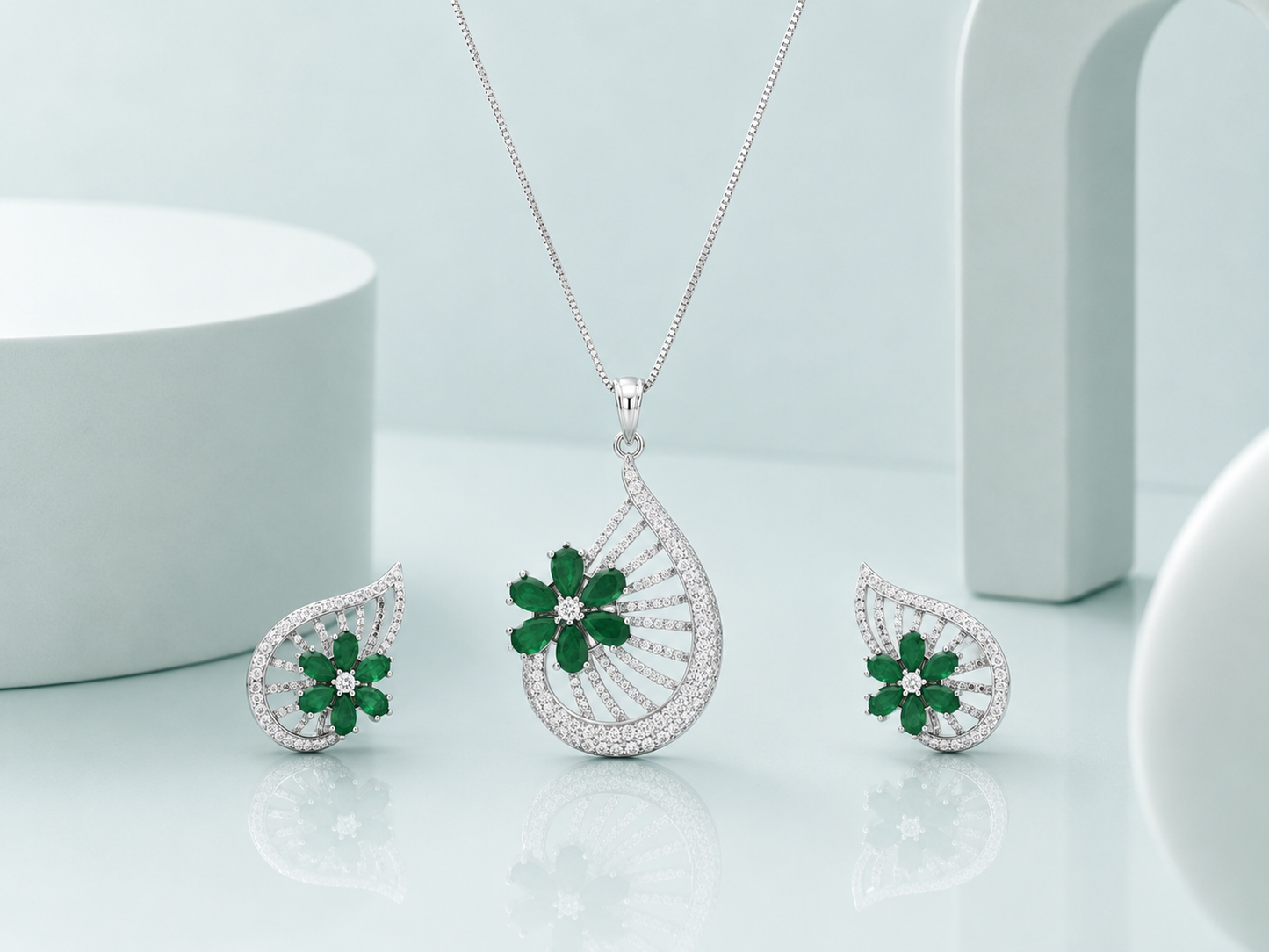 Paisley Bloom Pendant Set