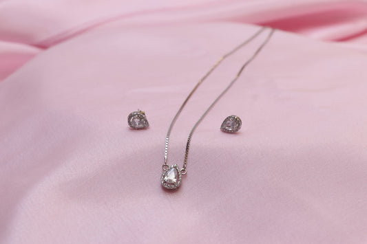 Drop Solitaire Minimal Pendant Set