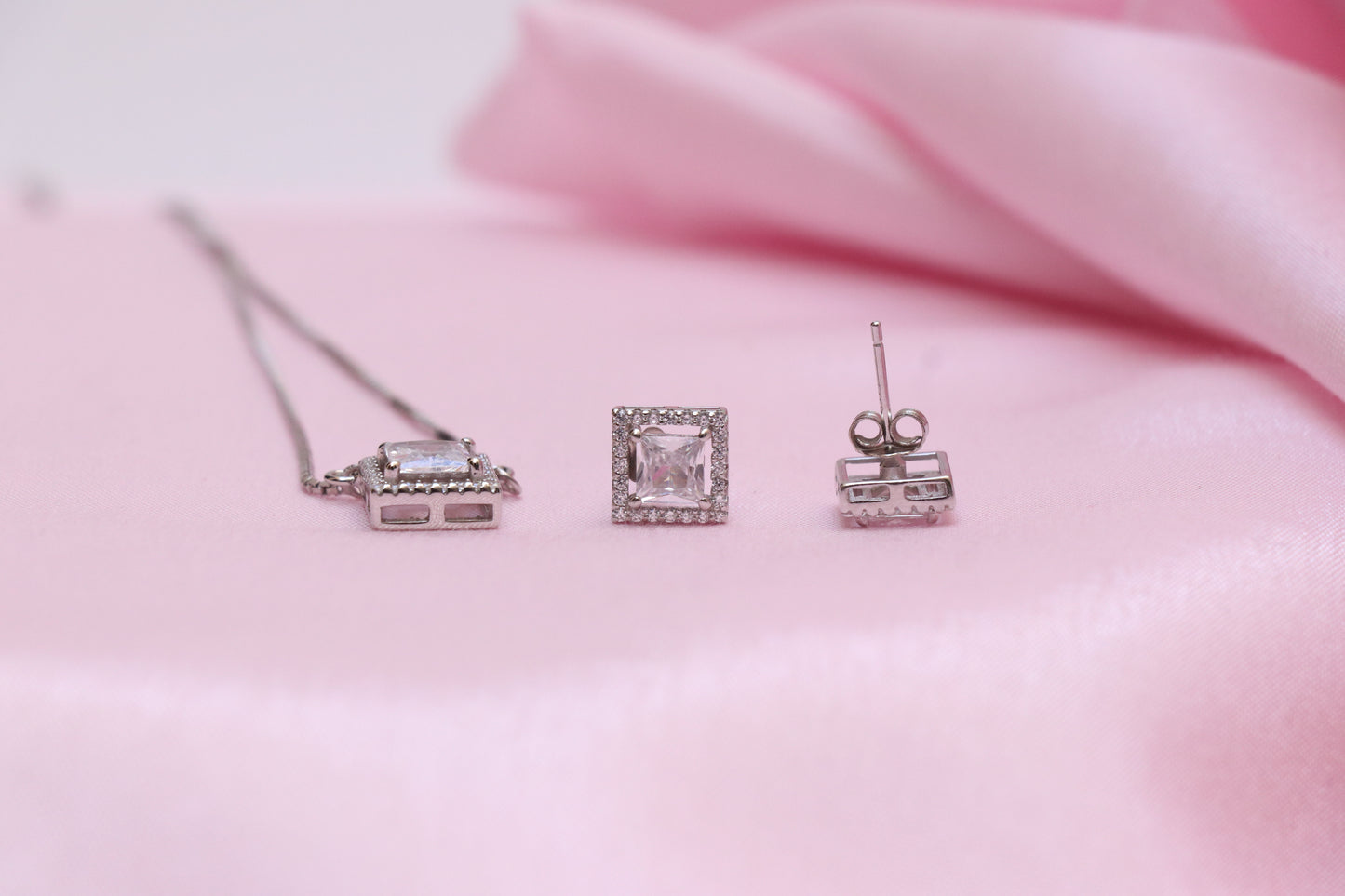 Silver Square Solitaire Minimal Pendant Set