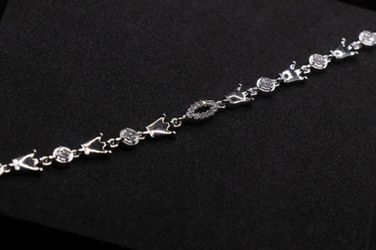 Queen Silver Chain Bracelet