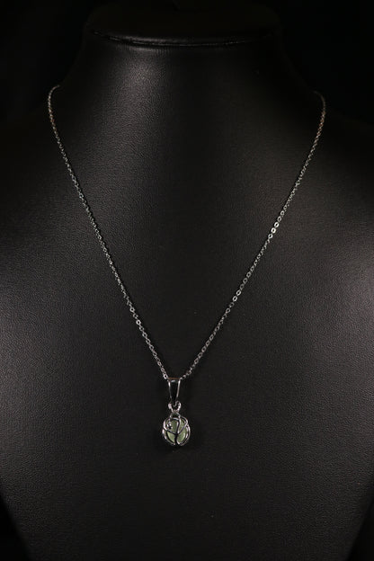 Brazilian Green Minimal Pendant