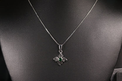 Square leaf Emerald Minimal Pendant