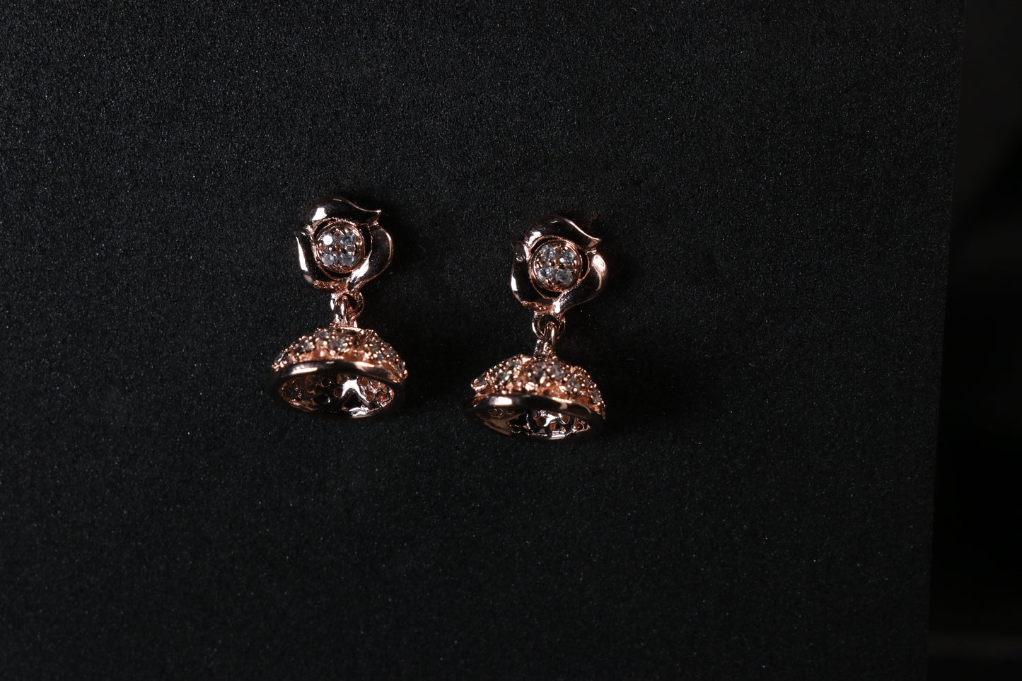 Rose Solitaire Minimal Drop Earring