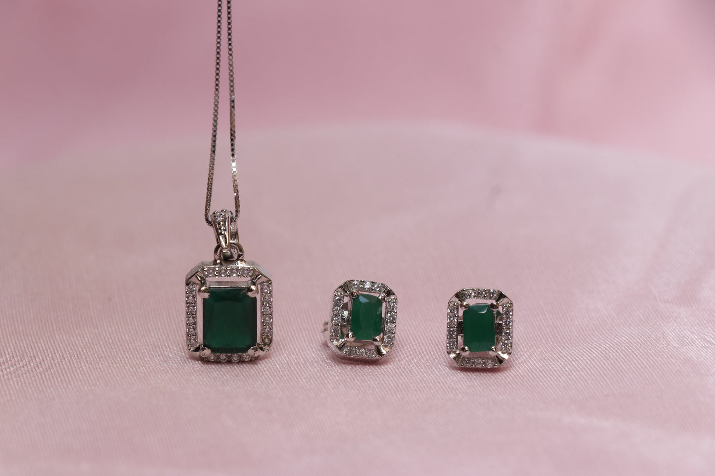 925 Silver Green Solitaire Pendant Set