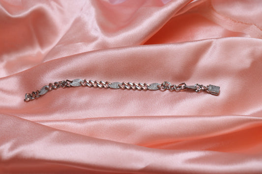 Studded Link Chain Silver Bracelet