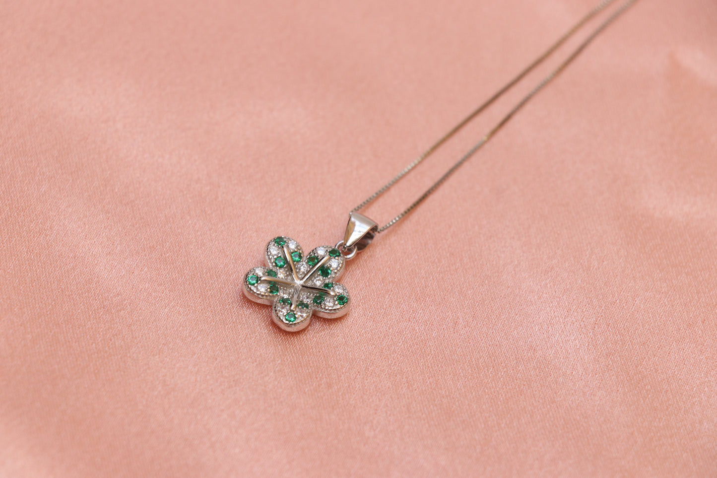 Floral Green Pendant Set