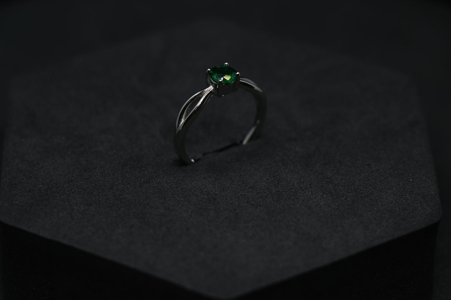 Emerald Silver Ring