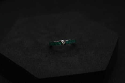 Green Solitaire Silver Ring