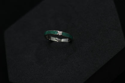 Green Solitaire Silver Ring