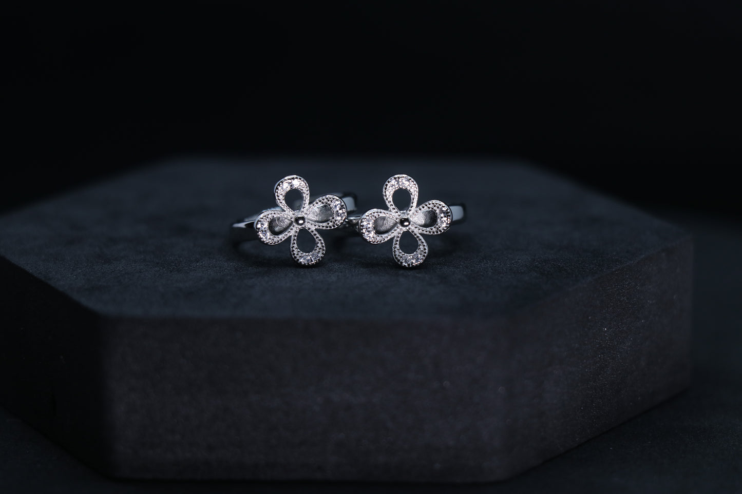 925 Silver Hollow Floral Toe Rings