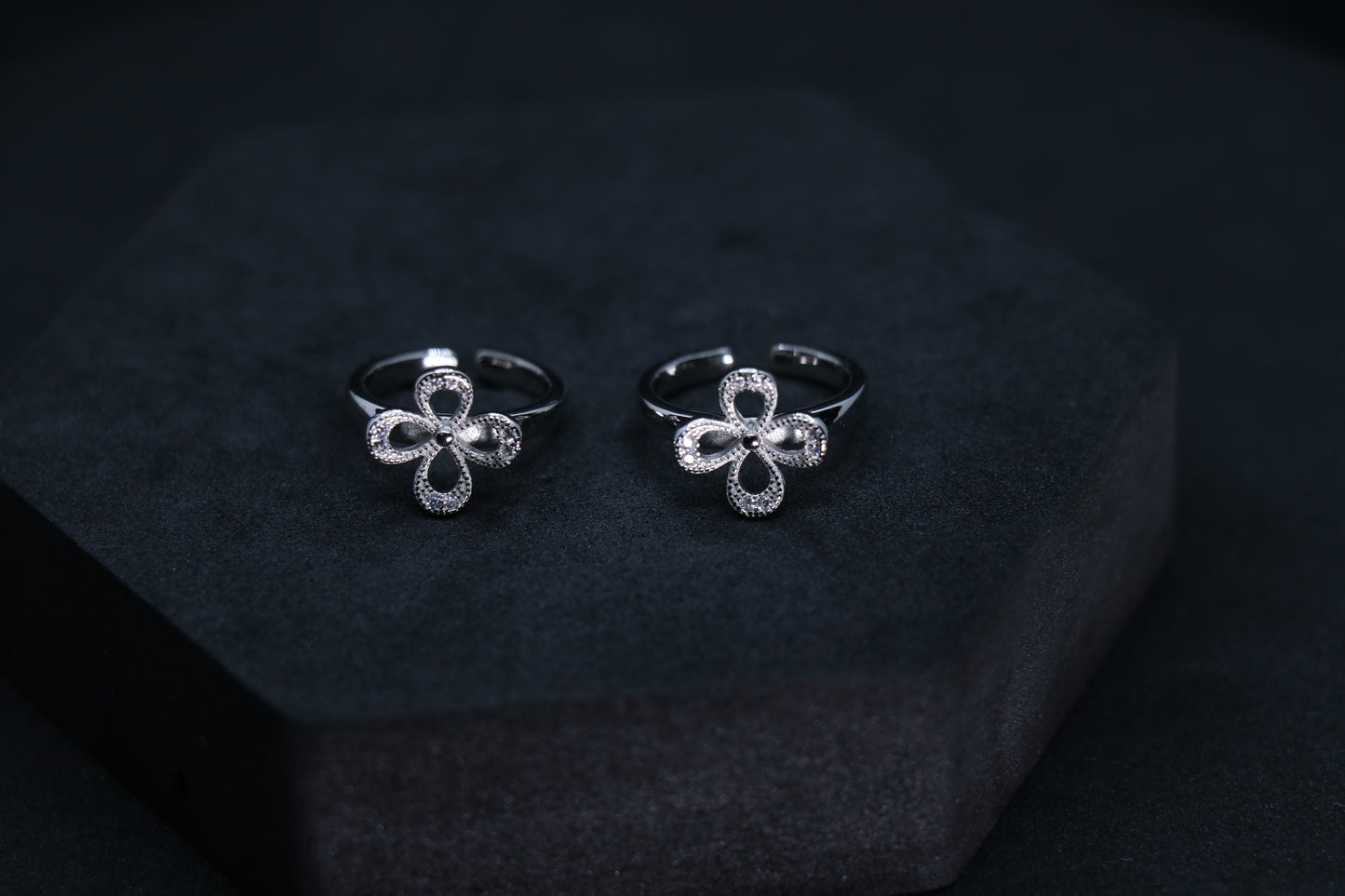 925 Silver Hollow Floral Toe Rings