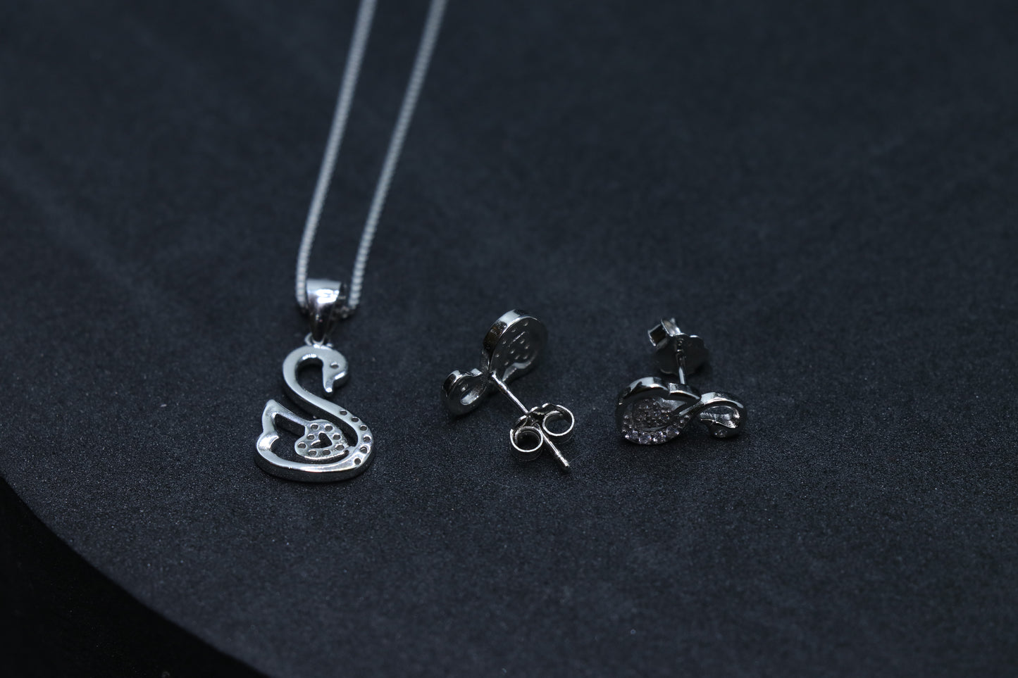 Duck Pendant Set