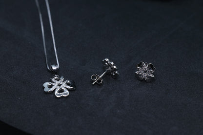 Floral Pendant Set