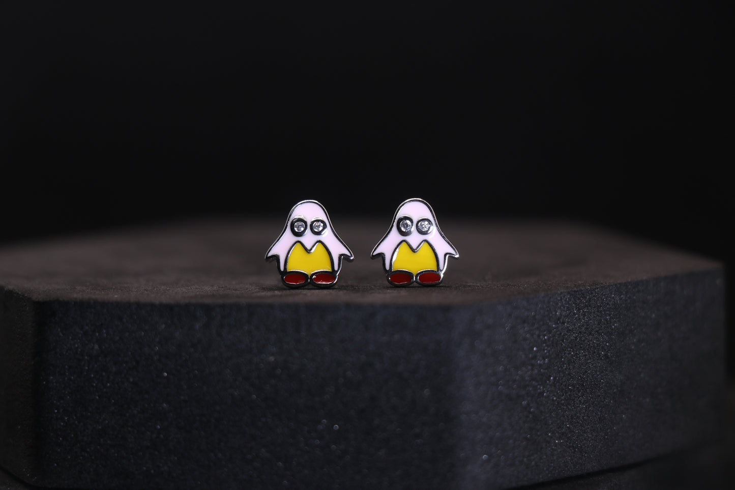 Yellow Penguin Silver Stud