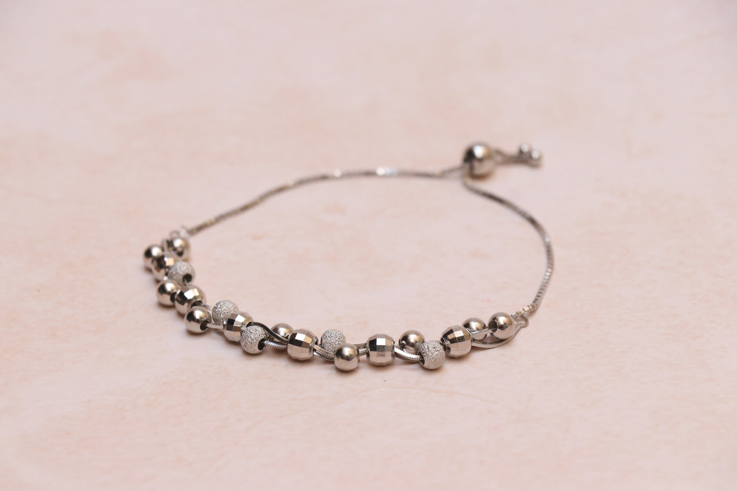 Shiny Balls Silver Chain Bracelet