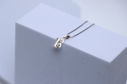 Eighteen Minimal Pendant