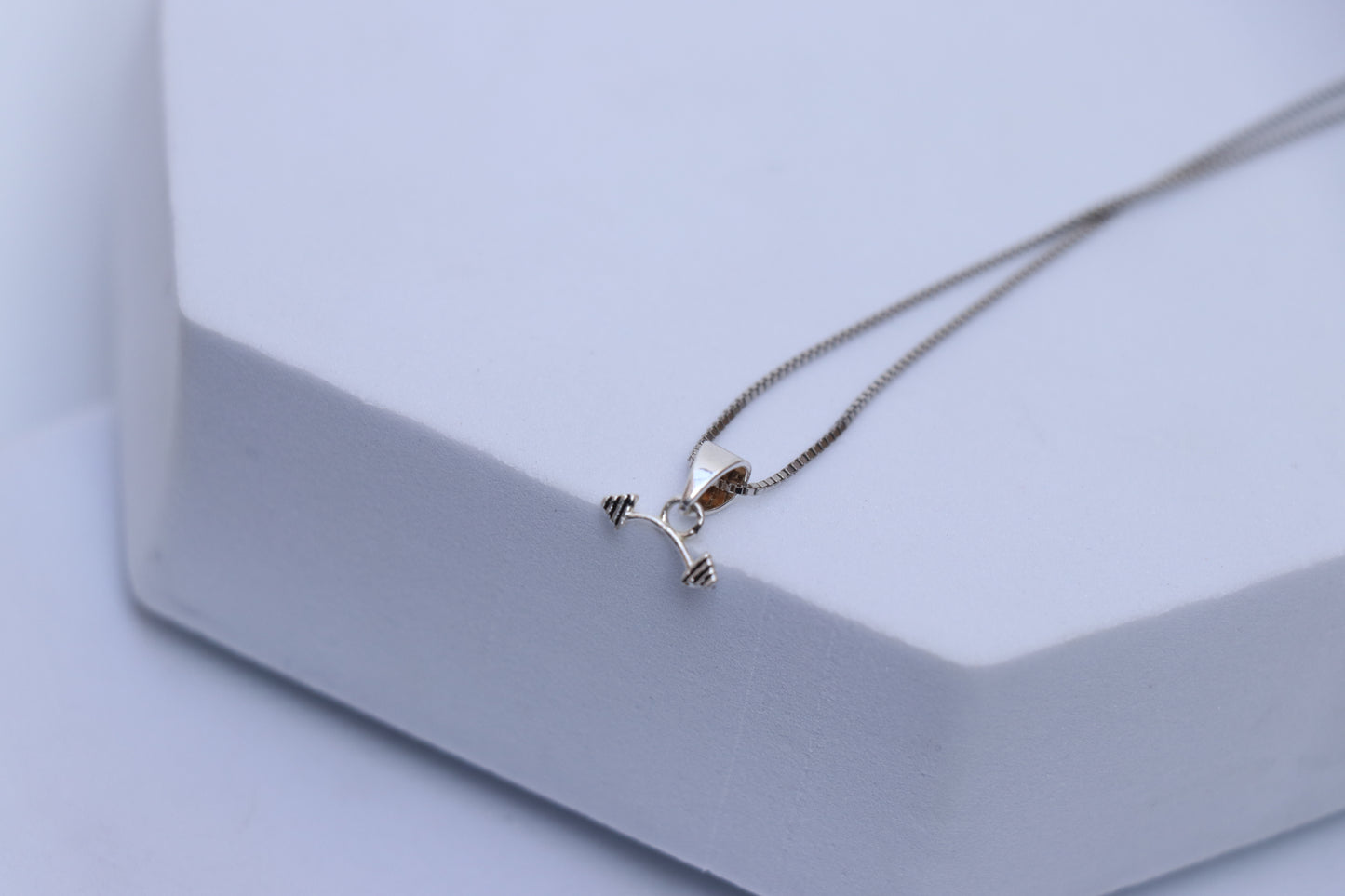 Arrows Minimal Pendant