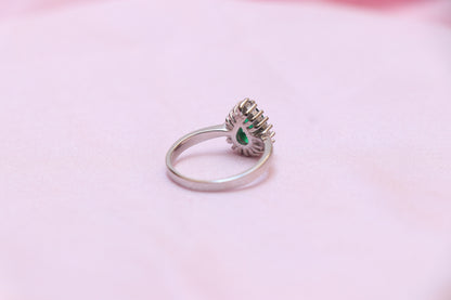 Drop Emerald Silver Ring